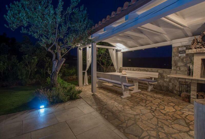Salt & Sand Villa Kornić Eksteriør bilde